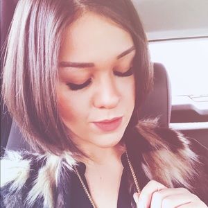 Meet your Posher, Marissa